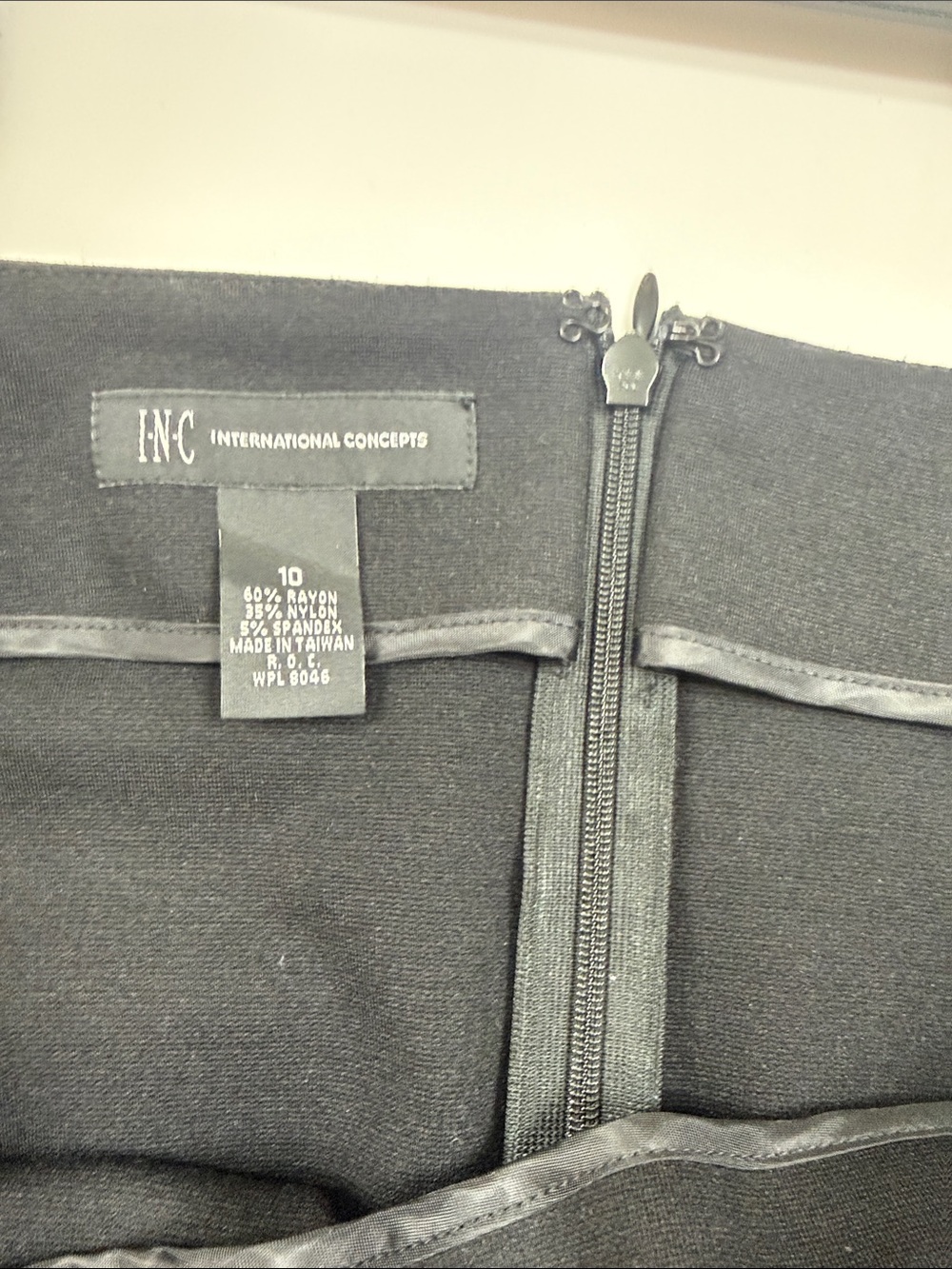 New with tags INC International Concepts Black Pencil Skirt - Picture 4 of 7